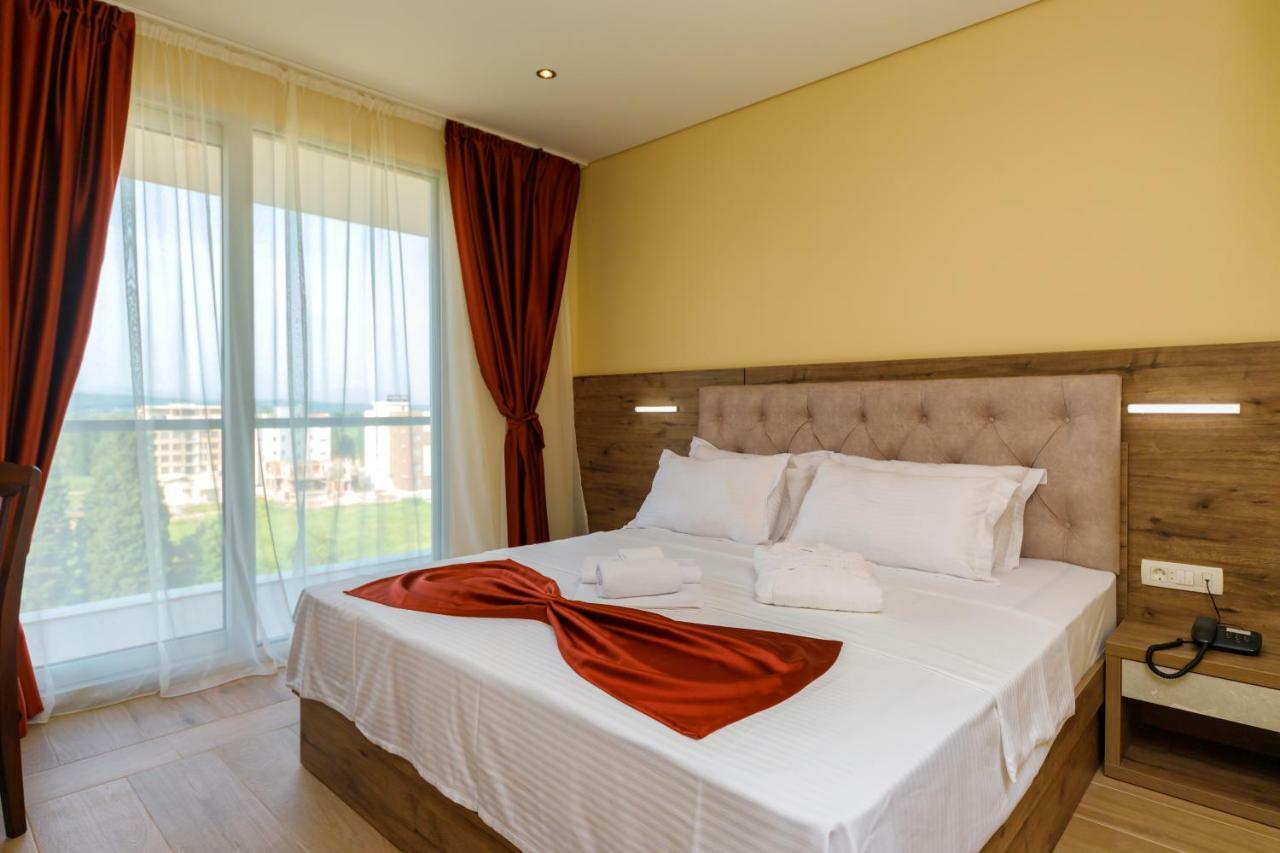 Hotel Franca Улцинь Экстерьер фото