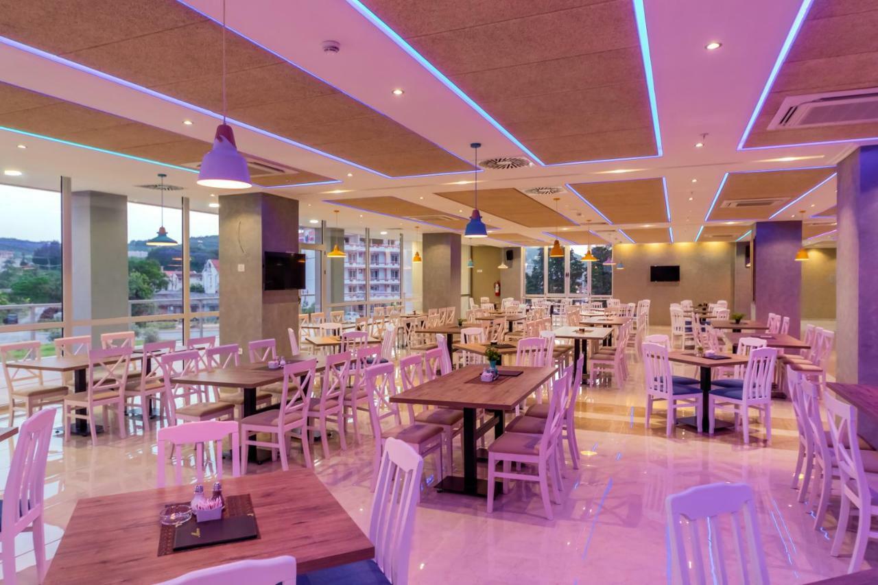 Hotel Franca Улцинь Экстерьер фото